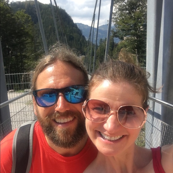 Meet your Posher, Sarah - Picture 1 of 1